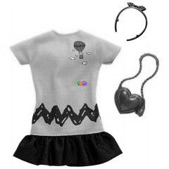 Barbie divatrlet - Snoopy mints srga-fekete ruha, szvtskval