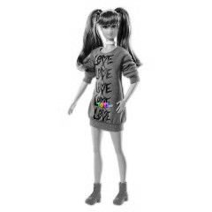 Barbie Fashionistas - Magas baba, rzsaszn LOVE feliratos ruhban