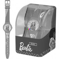 Barbie karra dszdobozban