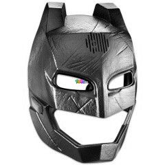 Batman vs. Superman hangvltoztat maszk