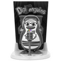 DigiPingvin - Travis mikrofonnal 