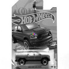Hot Wheels - 2020 RAM 1500 Rebel kisaut, piros