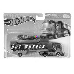 Hot Wheels City - Big Rig Heat autószállító kamion versenyautóval