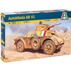 Italeri - Autoblindo 41 katonai jármű makett, 1:72
