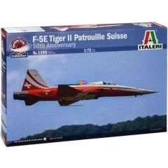 Italeri: F-5E Tiger II Patrouille Suisse repülőgép makett, 1:72