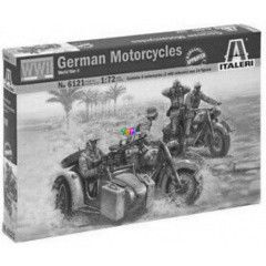 Italeri - Nmet motorkerkpros katonk, 1:72