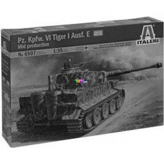 Italeri - Panzerkampfwagen VI harckocsi makett, 1:35