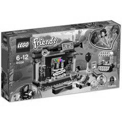 LEGO 41334 - Andrea eladsa a parkban