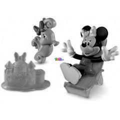 Minnie egr a tengerparton