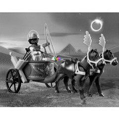 Playmobil 4244 - A hadvezr dszkocsija