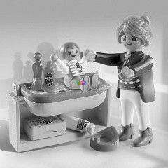 Playmobil 5368 - Ficnka a pelenkzasztalon