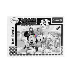 Puzzle - Divatos Minnie egr - A tengerparton, 54 db