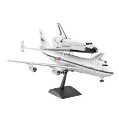 Revell - Boeing 747 SCA s Space Shuttle replgp modell, 1:144