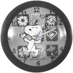 Snoopy rzsaszn falira - 30 cm