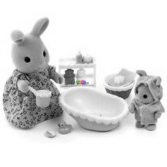 Sylvanian Families - Fehr Nyuszi mama s bbi frdet szett