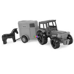 Wader - Farmer traktor lszllt utnfutval